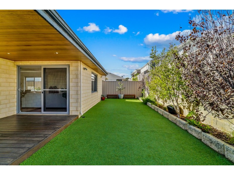 71 Cassino Drive, Stirling WA 6021