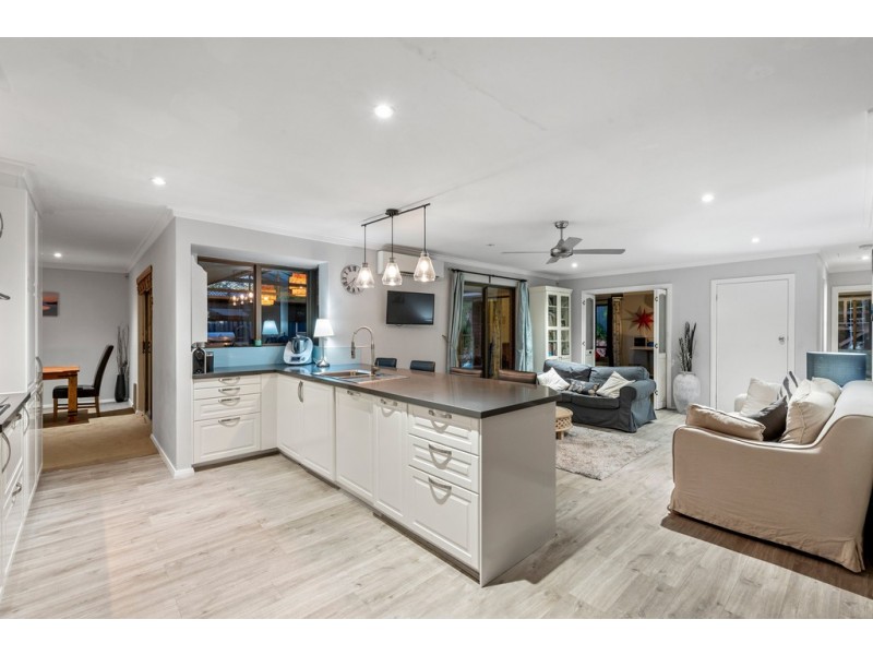 106 Duffy Road, Carine WA 6020