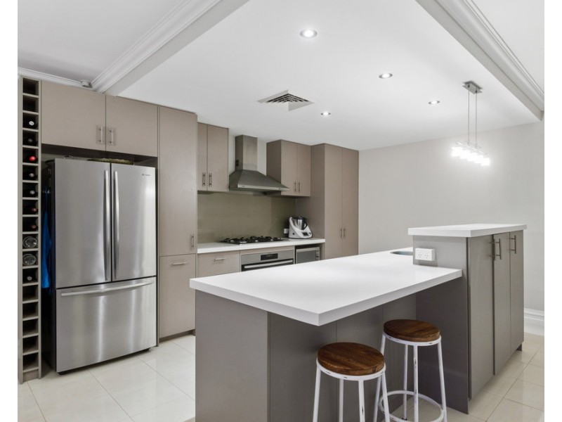 42 Carpenteria Drive, Stirling WA 6021