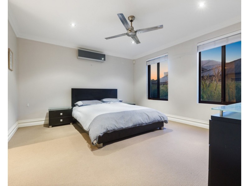 42 Carpenteria Drive, Stirling WA 6021