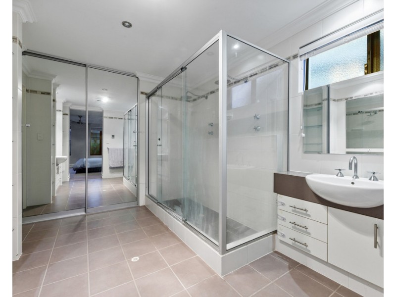 42 Carpenteria Drive, Stirling WA 6021