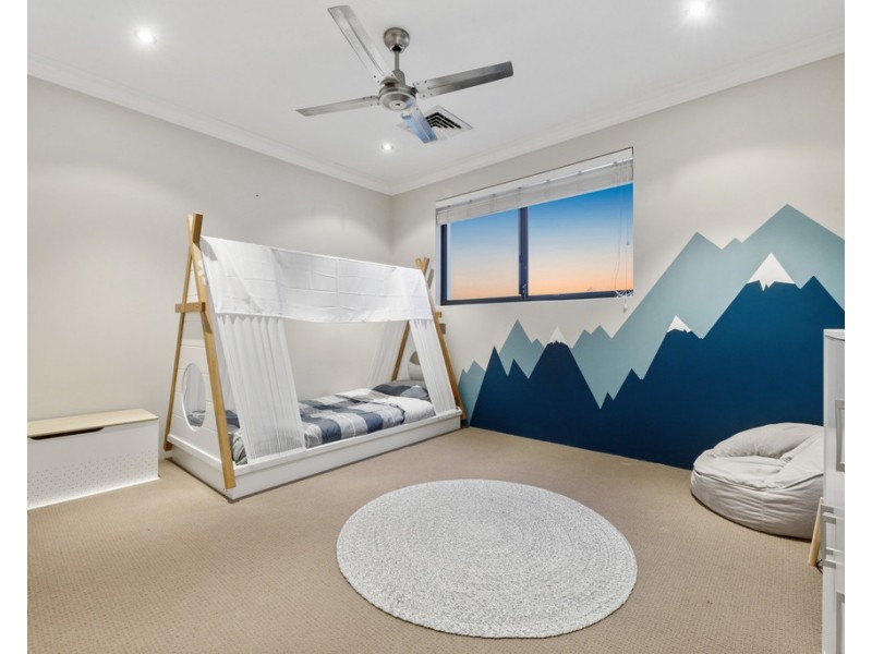 42 Carpenteria Drive, Stirling WA 6021