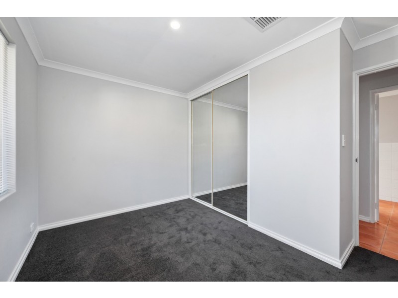 31 Oakdene Drive, Madeley WA 6065