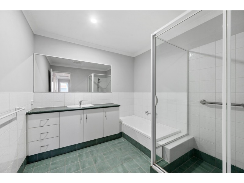 31 Oakdene Drive, Madeley WA 6065