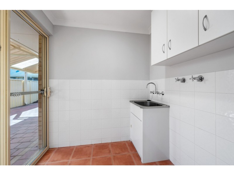 31 Oakdene Drive, Madeley WA 6065