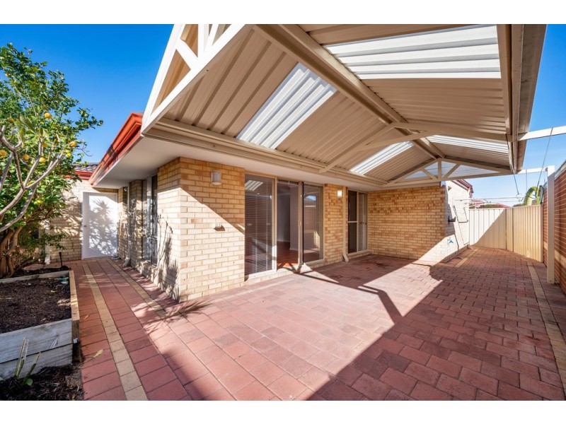 31 Oakdene Drive, Madeley WA 6065