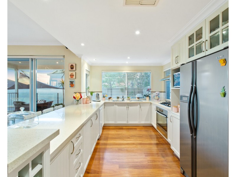 19 Hopper Turn, Madeley WA 6065