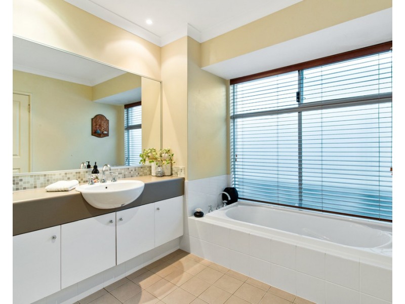 19 Hopper Turn, Madeley WA 6065