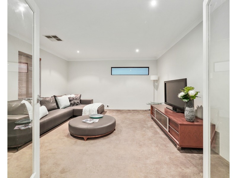 7 Sandrigo Way, Stirling WA 6021