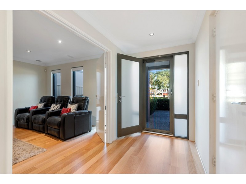 21 Cherrytree Gardens, Stirling WA 6021