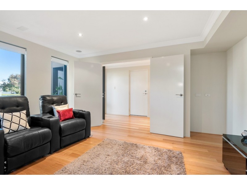 21 Cherrytree Gardens, Stirling WA 6021