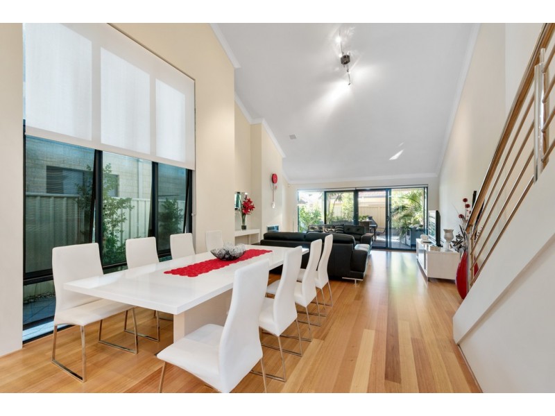 21 Cherrytree Gardens, Stirling WA 6021