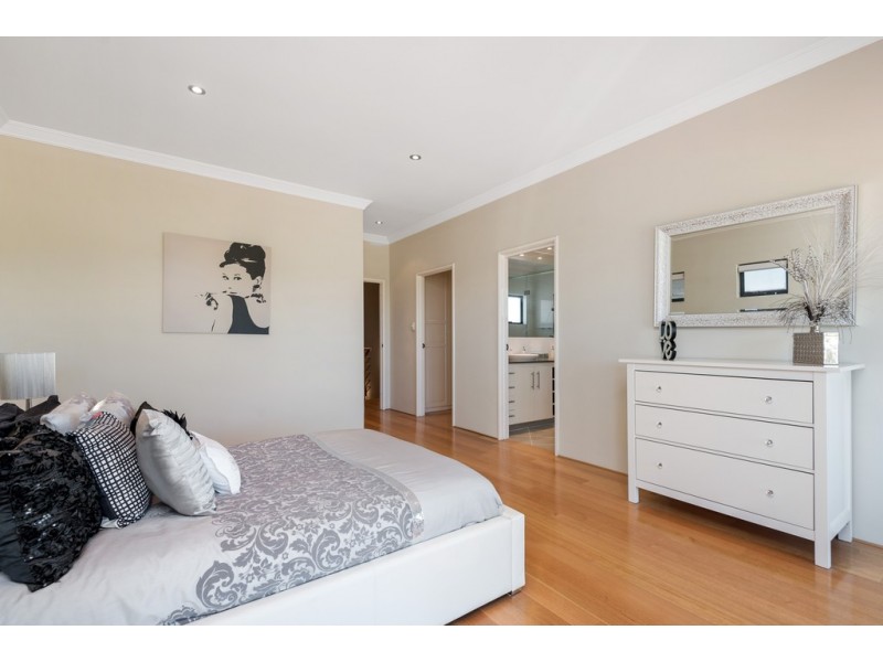 21 Cherrytree Gardens, Stirling WA 6021