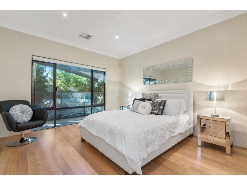 21 Cherrytree Gardens, Stirling WA 6021