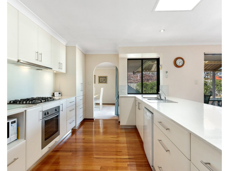 61 Hayfield Way, Duncraig WA 6023