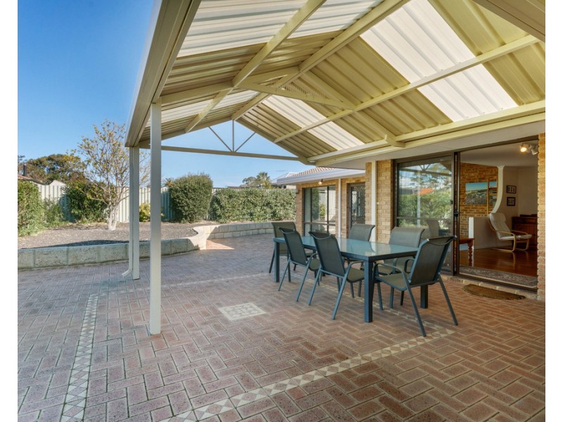 61 Hayfield Way, Duncraig WA 6023
