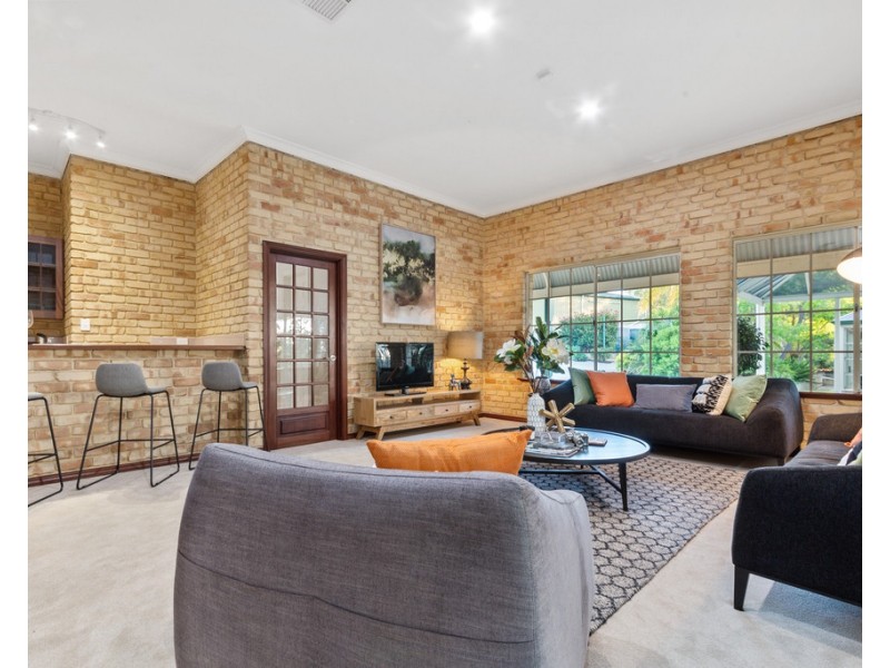 86 Mills Road East, Martin WA 6110