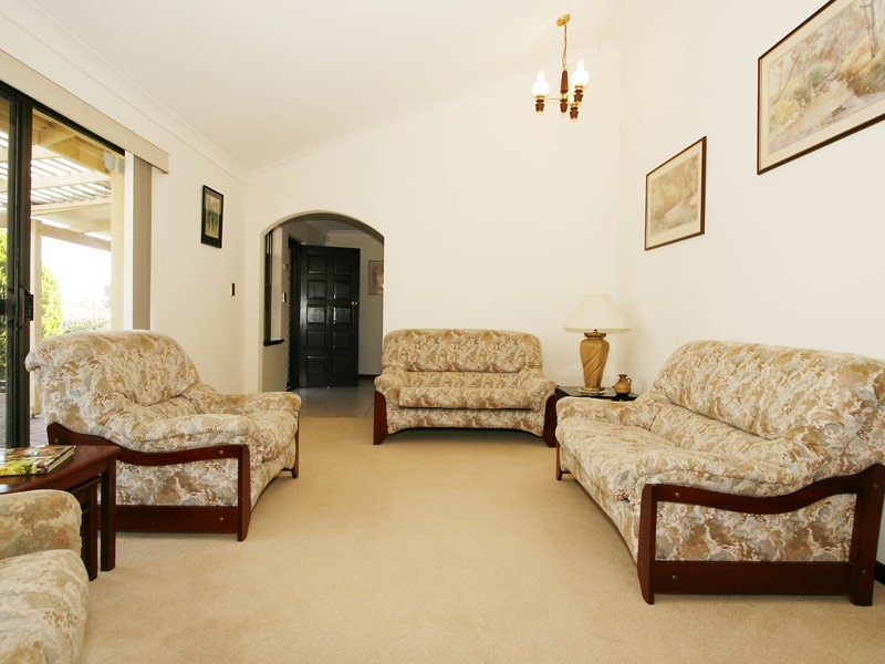 15 Anerley Street, Hamersley WA 6022