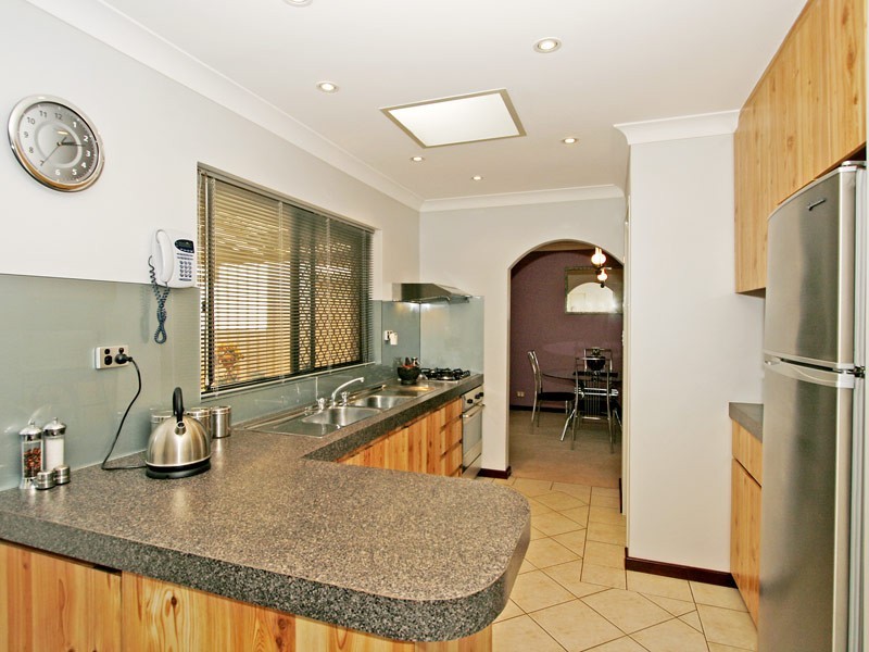 15 Anerley Street, Hamersley WA 6022