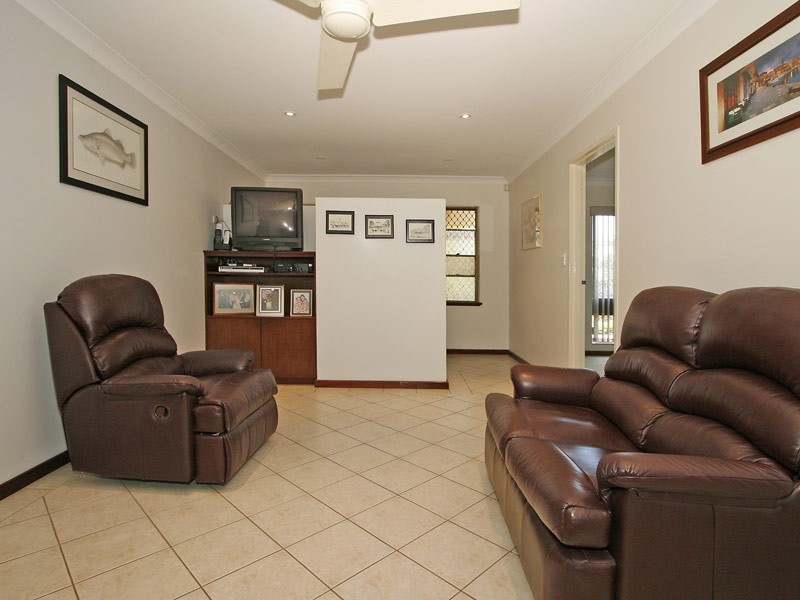 15 Anerley Street, Hamersley WA 6022