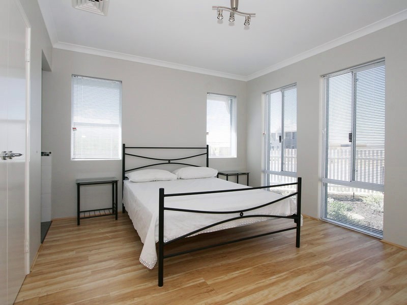 63 Seaside Avenue, Yanchep WA 6035