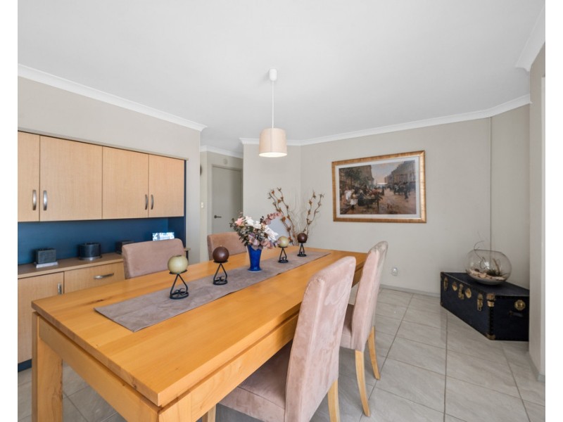 19 Darvel Close, Kinross WA 6028