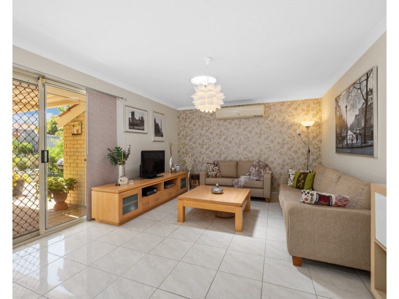 19 Darvel Close, Kinross WA 6028