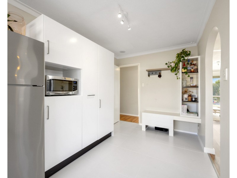 61 Bridgewater Drive, Kallaroo WA 6025