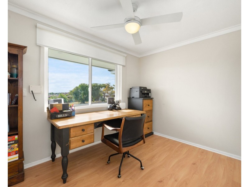 61 Bridgewater Drive, Kallaroo WA 6025