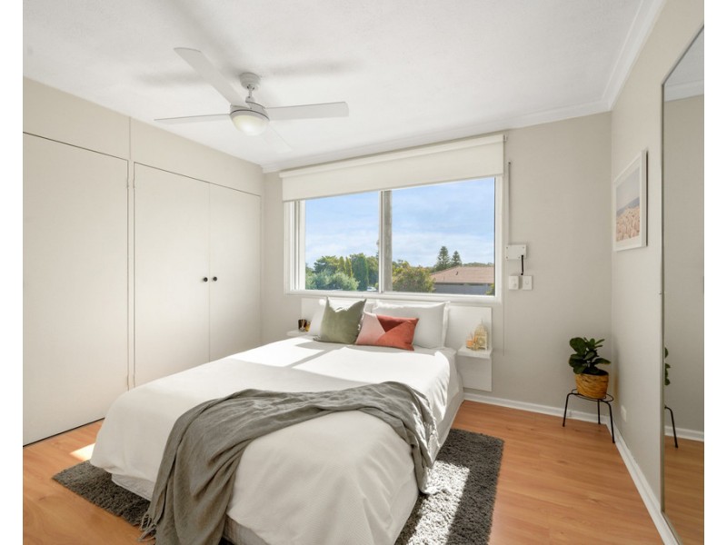 61 Bridgewater Drive, Kallaroo WA 6025