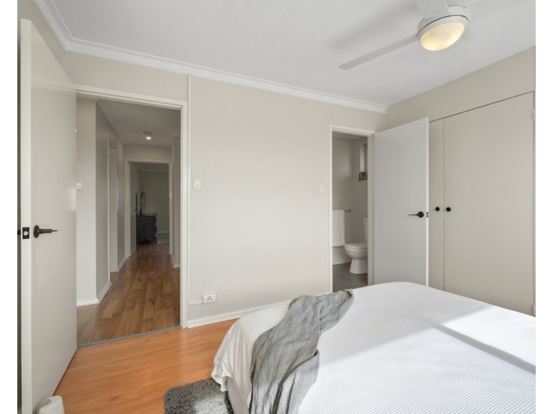 61 Bridgewater Drive, Kallaroo WA 6025