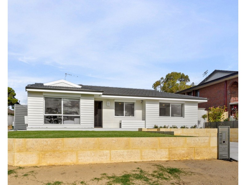 61 Bridgewater Drive, Kallaroo WA 6025