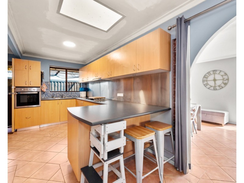 6 Kalyba Place, Duncraig WA 6023