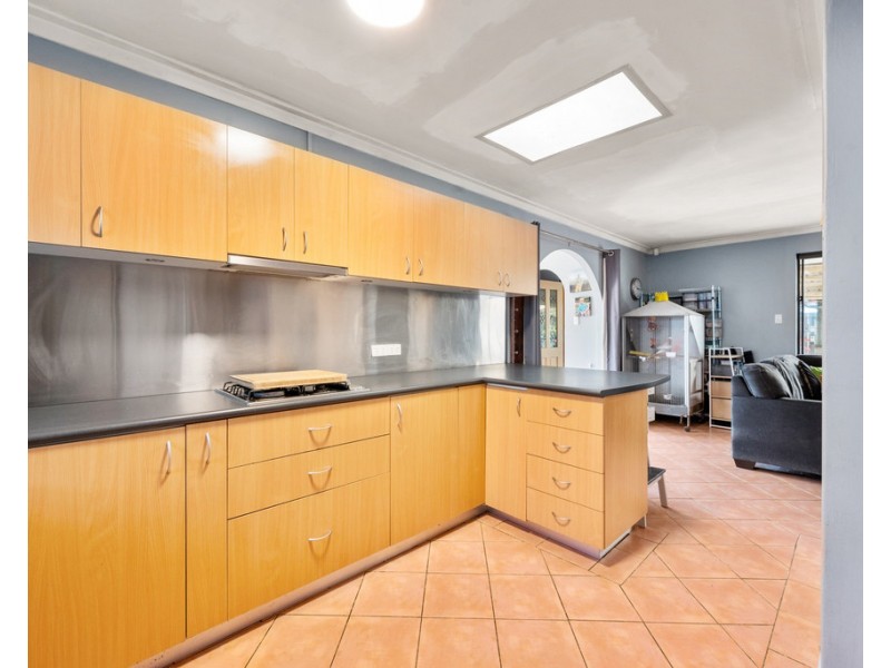 6 Kalyba Place, Duncraig WA 6023