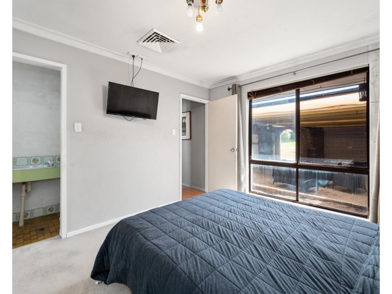 6 Kalyba Place, Duncraig WA 6023