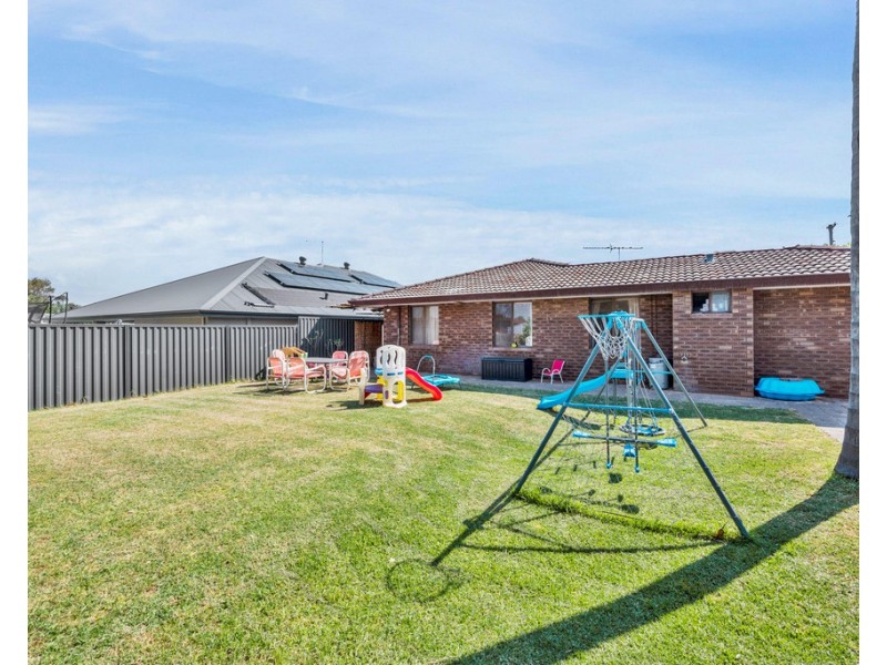 6 Kalyba Place, Duncraig WA 6023