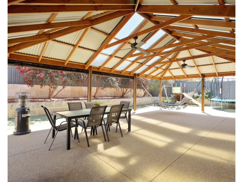 17 Fontley Road, Kingsley WA 6026