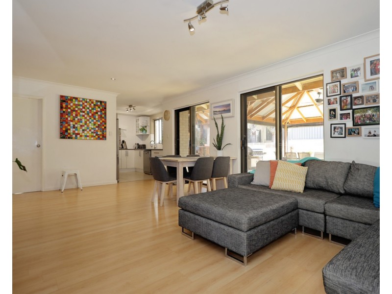 17 Fontley Road, Kingsley WA 6026