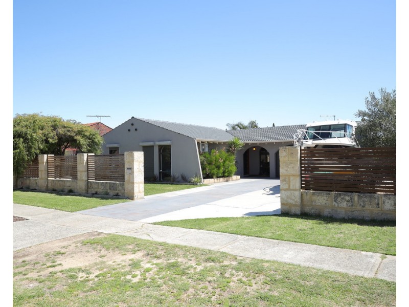 17 Fontley Road, Kingsley WA 6026