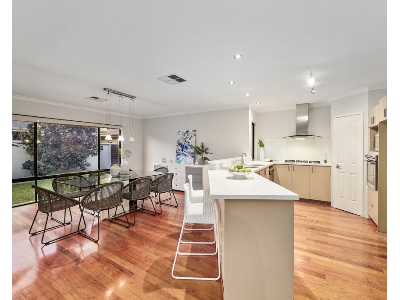 7 Sandrigo Way, Stirling WA 6021