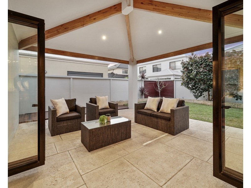 7 Sandrigo Way, Stirling WA 6021