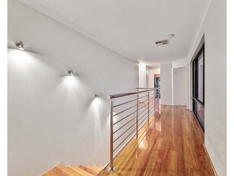 7 Sandrigo Way, Stirling WA 6021