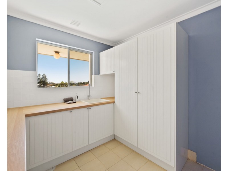 138 Bridgewater Drive, Kallaroo WA 6025