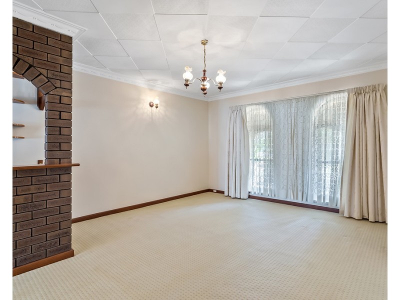 48 Susan Road, Madeley WA 6065