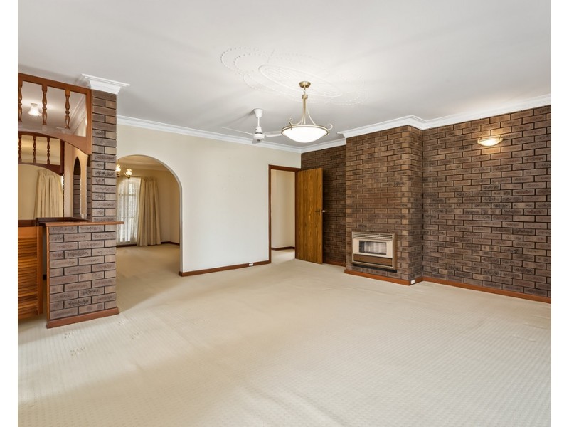 48 Susan Road, Madeley WA 6065