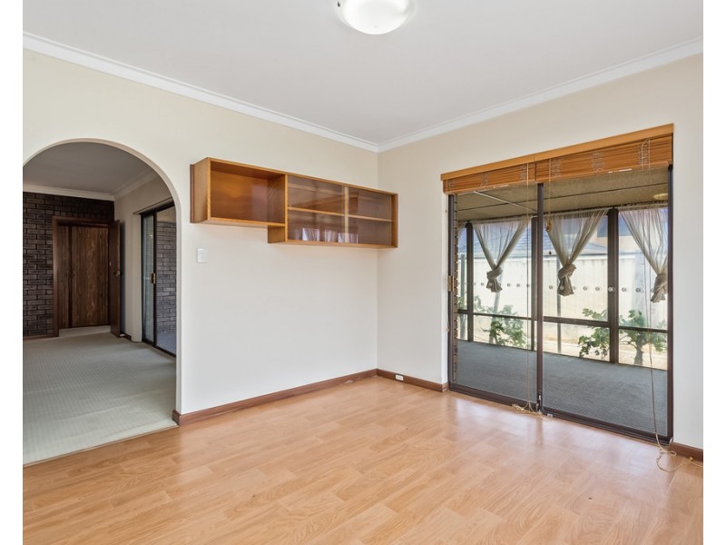 48 Susan Road, Madeley WA 6065