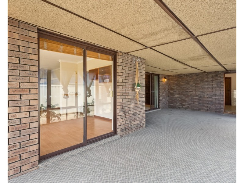 48 Susan Road, Madeley WA 6065