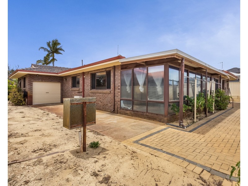 48 Susan Road, Madeley WA 6065