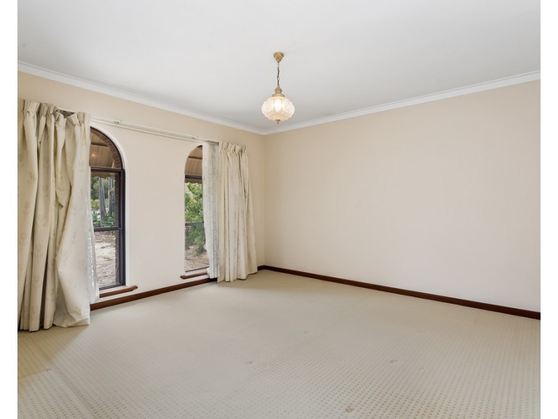 48 Susan Road, Madeley WA 6065