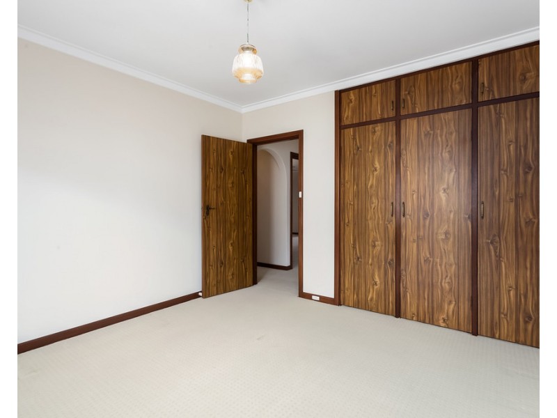 48 Susan Road, Madeley WA 6065